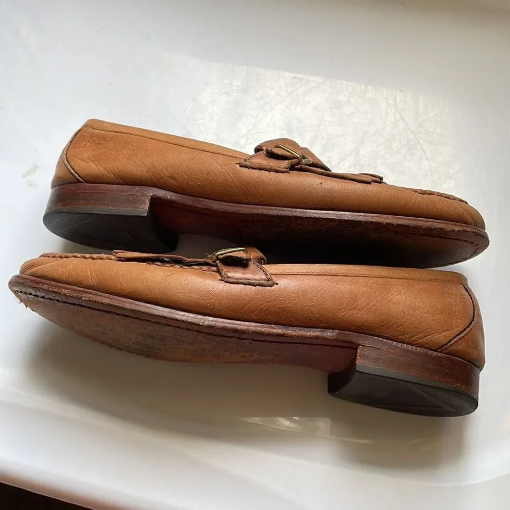 Allen Edmonds‎ Woodville tan slip on loafers with fringe & buckle